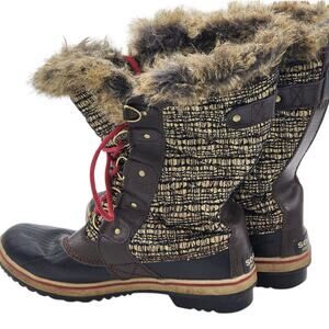 Sorel Brown and Tan Ankle Boots with Fur Trim